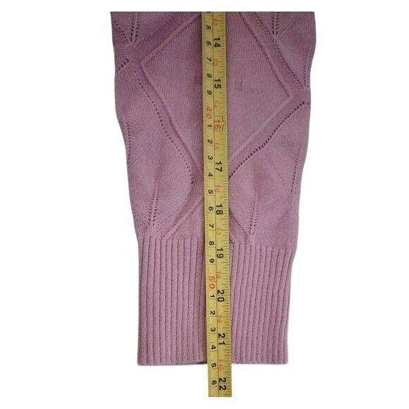 Carolyn Taylor women's XL pink sweater with pearl embellishments, NWT. - Picture 10 of 10